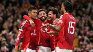 Manchester United e Tottenham far&atilde;o final 100% inglesa da Liga Europa