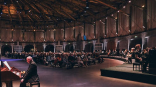'Anche stonare pu&ograve; essere bello', al Festival Aperto gli '11.000 Saiten' di Haas