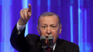Erdogan reaparece em público após dias de ausência por doença