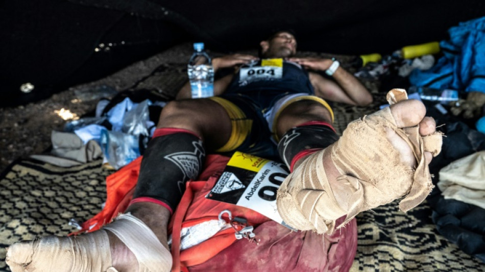Marathon des Sables: El Hayani, pieds nus, laisse son empreinte