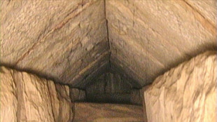 L'Egypte r&eacute;v&egrave;le un couloir cach&eacute; dans la Grande Pyramide du Caire