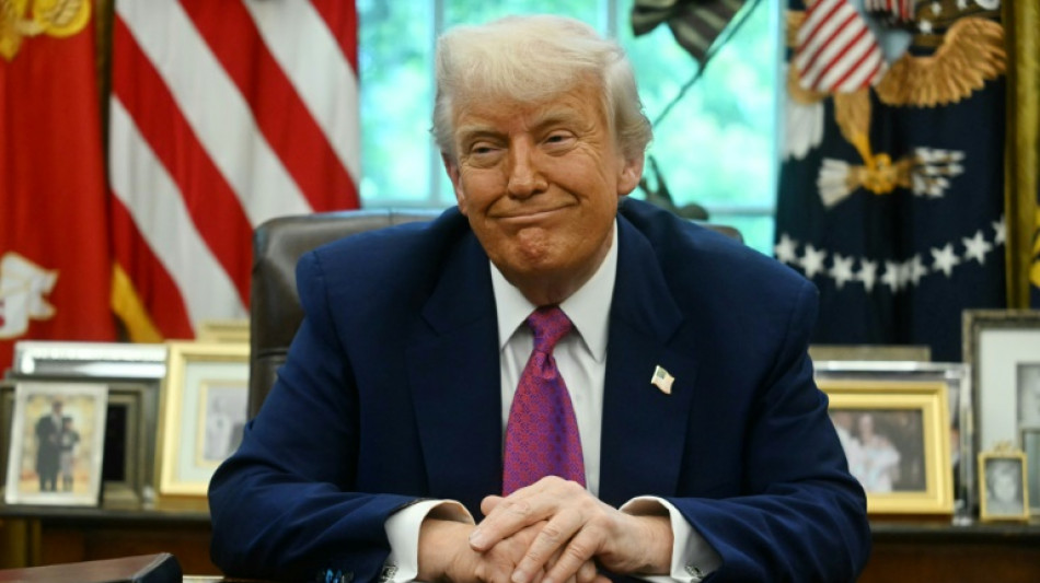 US-Pr&auml;sident empf&auml;ngt Hauptinvestoren in seinen Trumpcoin zu Abendessen