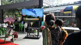 Tha&iuml;lande-Cambodge: pas de signe d'apaisement avant l'appel de Trump