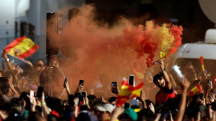 Spanische Fu&szlig;ballnationalmannschaft nach WM-Sieg begeistert in Madrid empfangen