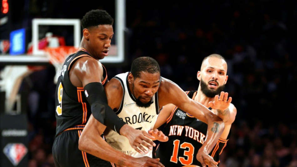 Durant encanta y los Brooklyn Nets doblegan a los New York Knicks