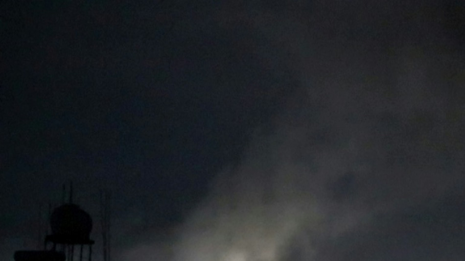 Nueve civiles muertos en bombardeos de EEUU en capital de Yemen, seg&uacute;n rebeldes hut&iacute;es