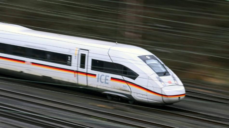 Bericht: 61,3 Prozent aller Fernz&uuml;ge der Deutschen Bahn kamen im Mai p&uuml;nktlich
