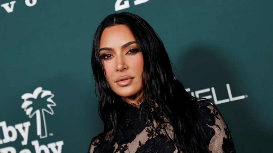Julgamento por roubo de joias de Kim Kardashian &eacute; marcado para 2025