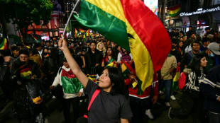 Cientos de personas protestan en Bolivia contra la elección de Paz como presidente