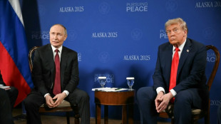 Trump et Poutine ach&egrave;vent une r&eacute;union de pr&egrave;s de trois heures