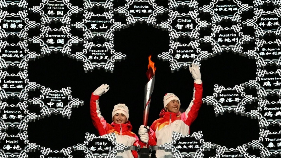 Olympisches Feuer in Peking entz&uuml;ndet