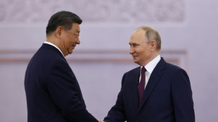 Putin recebe Xi no Kremlin; Ucr&acirc;nia denuncia viola&ccedil;&atilde;o da tr&eacute;gua
