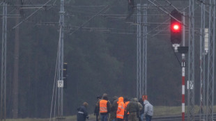 Polônia suspeita que 'serviço de inteligência estrangeiro' sabotou ferrovia