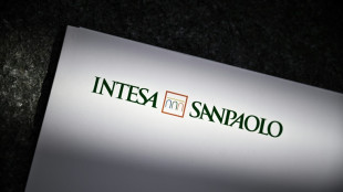 El mayor banco italiano, Intesa Sanpaolo, lanza una oferta por su rival Monte dei Paschi