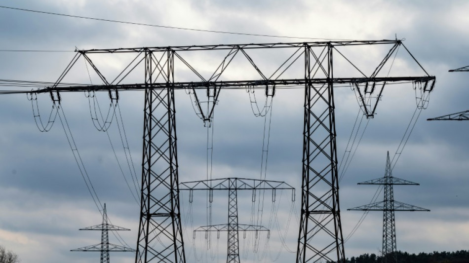 Verivox: Deutsche Haushalte zahlen über fünf Milliarden Euro zu viel für Strom