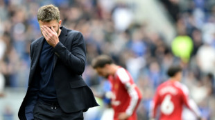 Everton shrug off transfer window woes to hold Man Utd