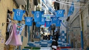 Autoridades proíbem comemorações de torcedores do Napoli no Vesúvio
