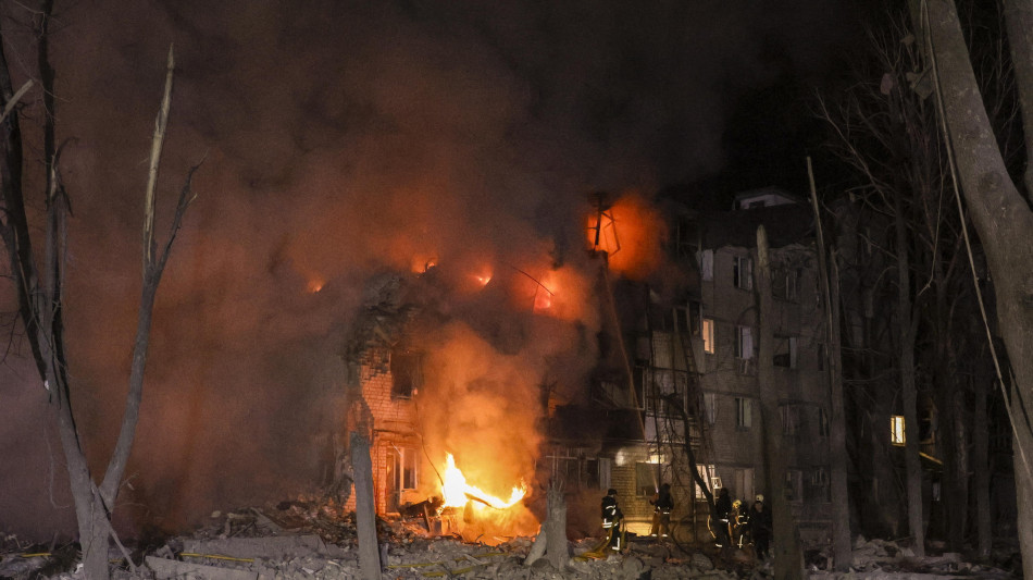 Attacco russo con droni su Kharkiv, cinque feriti tra cui un bambino