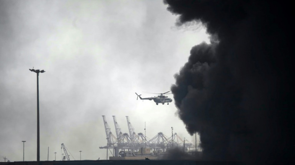 Al menos cinco muertos y m&aacute;s de 500 heridos por una "enorme explosi&oacute;n" en un puerto clave de Ir&aacute;n