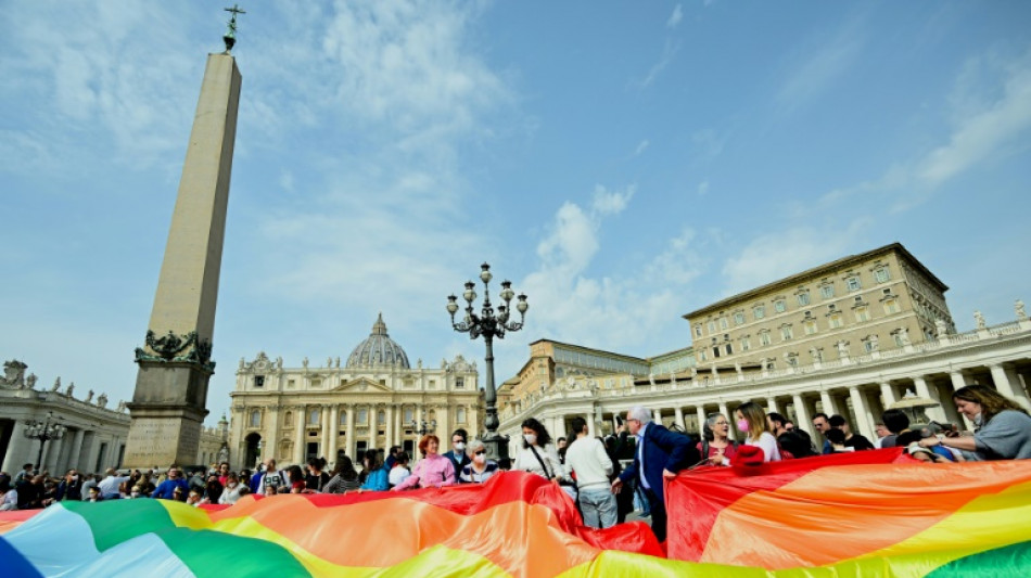 Vaticano d&aacute; 'passo adiante' em rela&ccedil;&atilde;o a pessoas trans