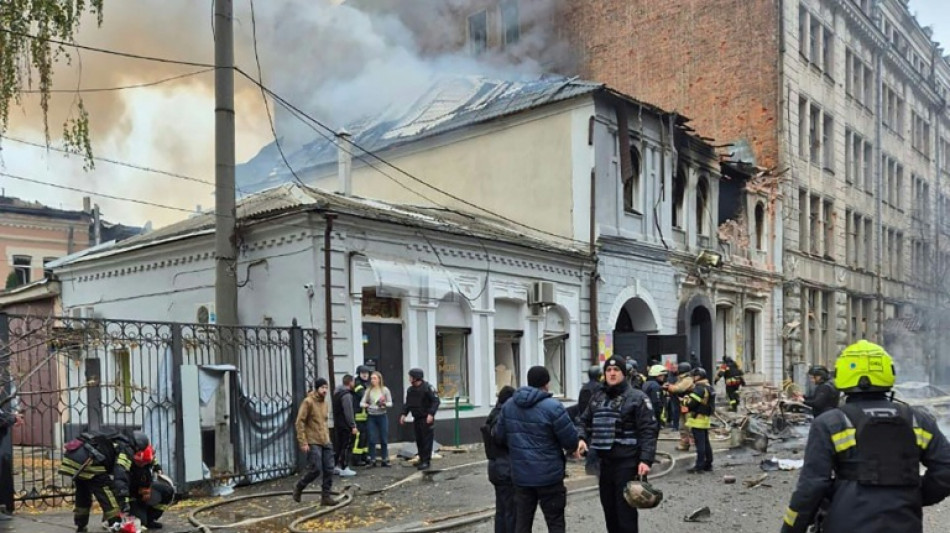 Ataques russos provocam apagões e deixam seis mortos na Ucrânia