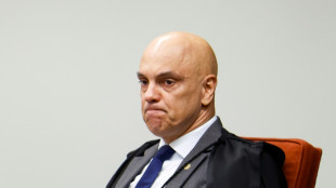 Moraes enfrenta press&atilde;o ap&oacute;s ter conversa com Vorcaro exposta