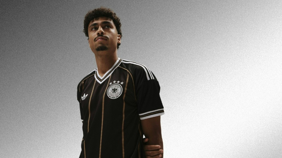 Nationalelf tr&auml;gt schon am Donnerstag letztes adidas-Trikot