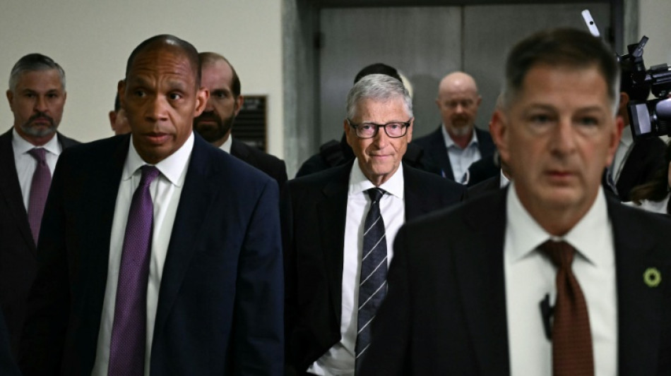 "Nunca victimic&eacute; a nadie", dice Bill Gates en audiencia sobre caso Epstein