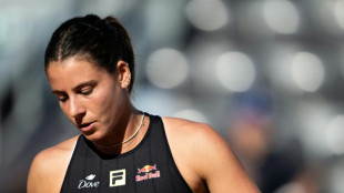 Emma Navarro e Elena Rybakina caem nas quartas do WTA 500 de Queen's