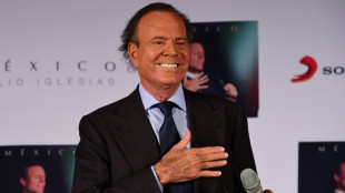Spanish singer Julio Iglesias prepares defence against abuse allegations: Hola! magazine