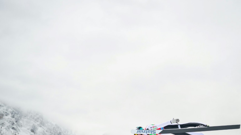 El saltador de esquí Domen Prevc bate un récord con un vuelo de 254,5 metros