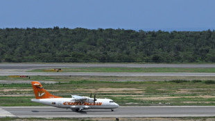 Aeropuerto de Caracas reabre tras graves da&ntilde;os por terremotos en Venezuela