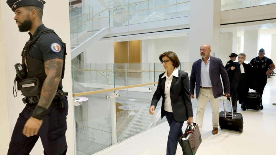 &Agrave; son proc&egrave;s pour corruption, Rachida Dati plaide le dilettantisme parlementaire