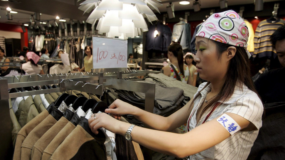 La Cina sempre più in deflazione, -0,3% prezzi al consumo