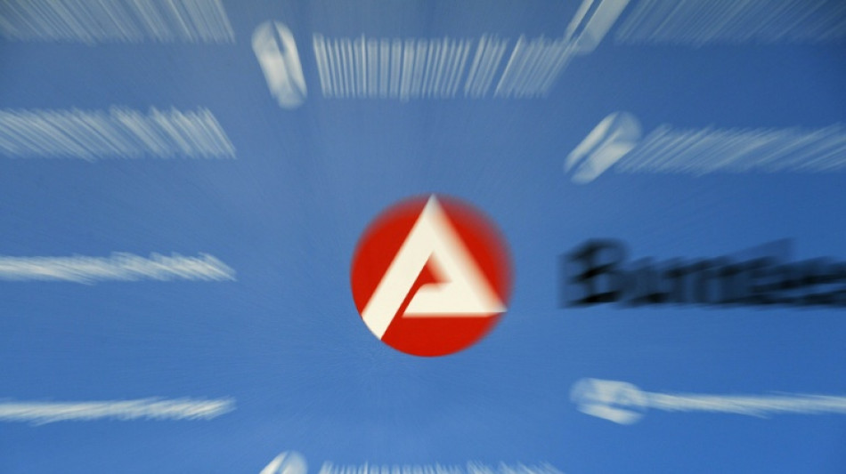 Zahl der Arbeitslosen wieder unter der Drei-Millionen-Grenze 