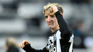 Inglaterra convoca Anthony Gordon pela 1&ordf; vez e deixa Kalvin Phillips de fora