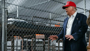 Abschiebegef&auml;ngnis in Florida: Trump besucht "Alligator Alcatraz" 