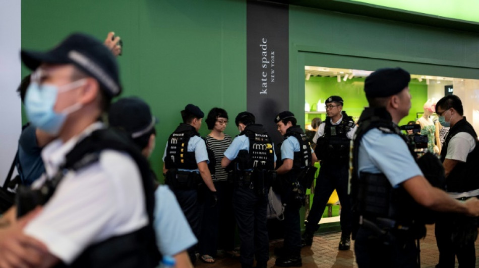Hong Kong: quatre arrestations &agrave; la veille du 34e anniversaire de Tiananmen 