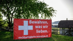 Business, unions unite against Swiss immigration cap push