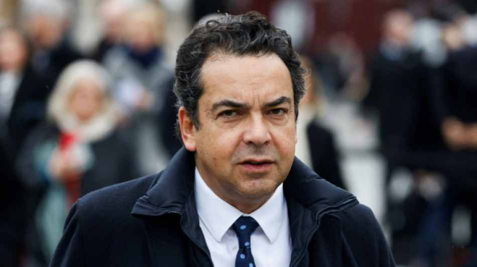 Affaire Legrand/Cohen: Cohen pas en faute, selon le comit&eacute; d'&eacute;thique de France T&eacute;l&eacute;visions
