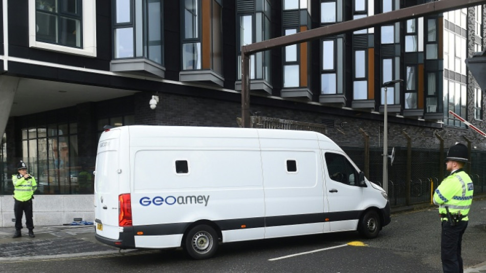 El conductor que embistió a la multitud en celebración de Liverpool FC fue imputado por nuevos cargos