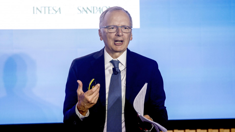 La manifattura resiste ai dazi, in calo ma verso ripresa