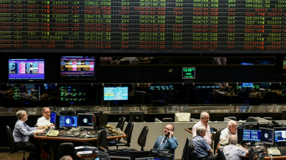 Apr&egrave;s le revers &eacute;lectoral de Milei, contrecoup sur les march&eacute;s, appel &agrave; l'autocritique