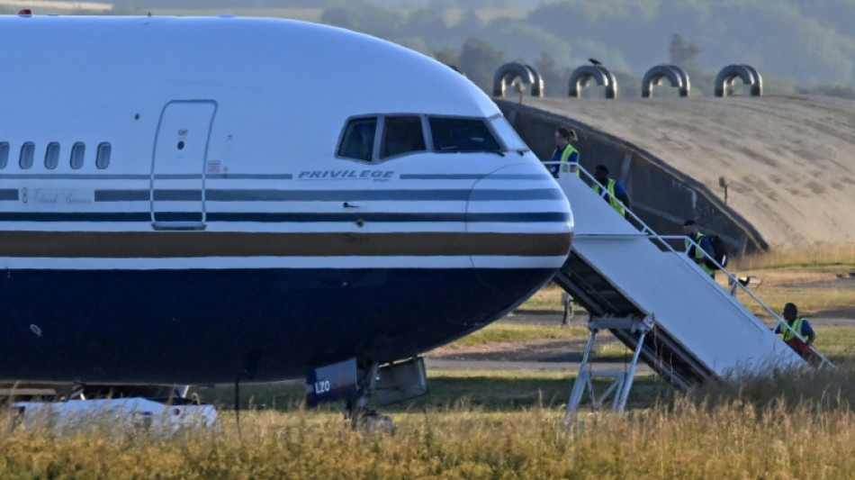 Londres r&eacute;solu &agrave; expulser des migrants au Rwanda, malgr&eacute; un revers judiciaire