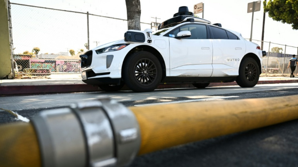 Los robotaxis de Waymo ahora podrán circular por algunas autopistas de EEUU