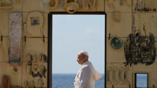 Papst ruft auf Lampedusa zu mehr Schutz und Integration von Migranten auf