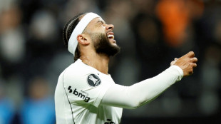 Corinthians anuncia sa&iacute;da de Memphis Depay por raz&otilde;es econ&ocirc;micas