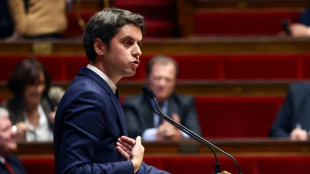 Gabriel Attal r&eacute;pond &agrave; sa premi&egrave;re motion de censure &agrave; l'Assembl&eacute;e, en attendant le remaniement