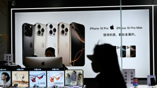 Trump diz que ninguém está livre de tarifas mas os mercados operam em alta