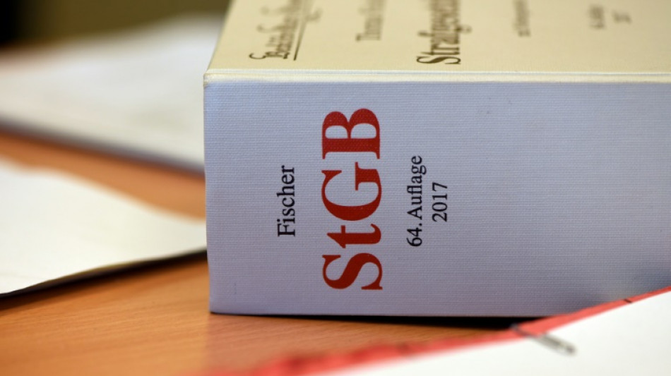 Junges Brüderpaar soll Anschlag geplant haben: Prozess in Mannheim begonnen